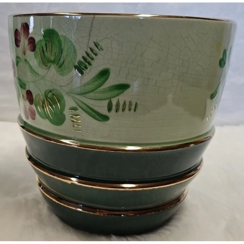Vintage Cache Pot Planter # 1760 with Red flowers and Gold Trim